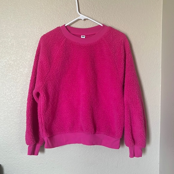 Old Navy Sweaters - Old Navy Pink Plush Sweater sz M